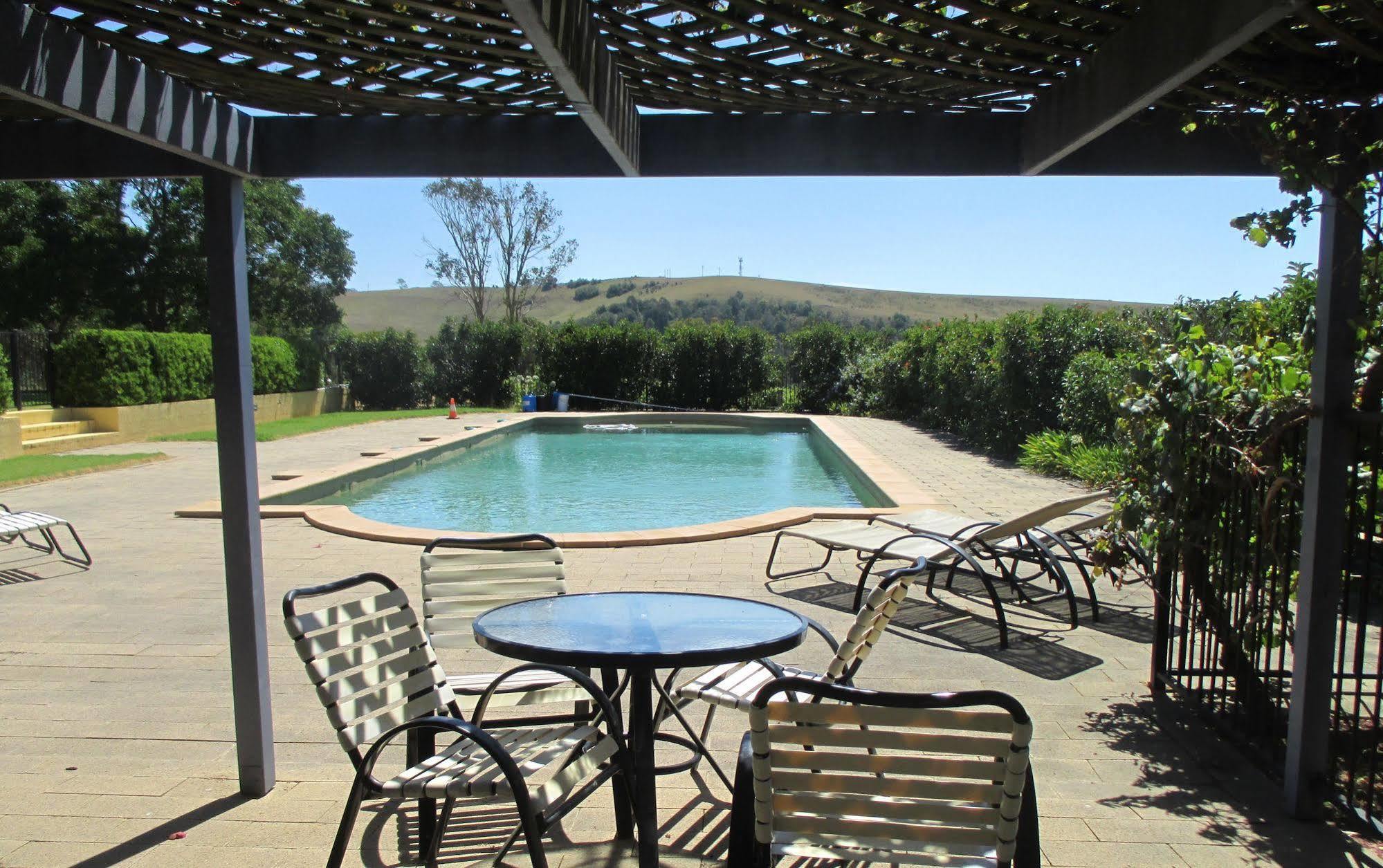 Hotel Tranquil Vale Vineyard Luskintyre Exterior foto